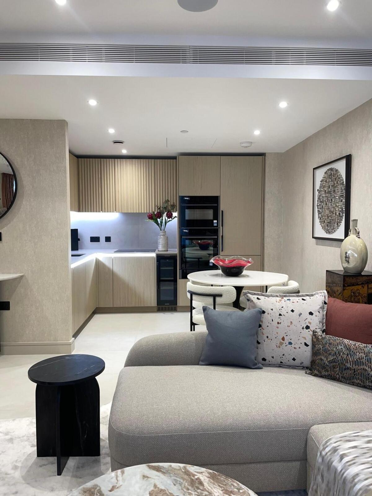 Super Luxury 2 Bed Flat In Nine Elms Appartement